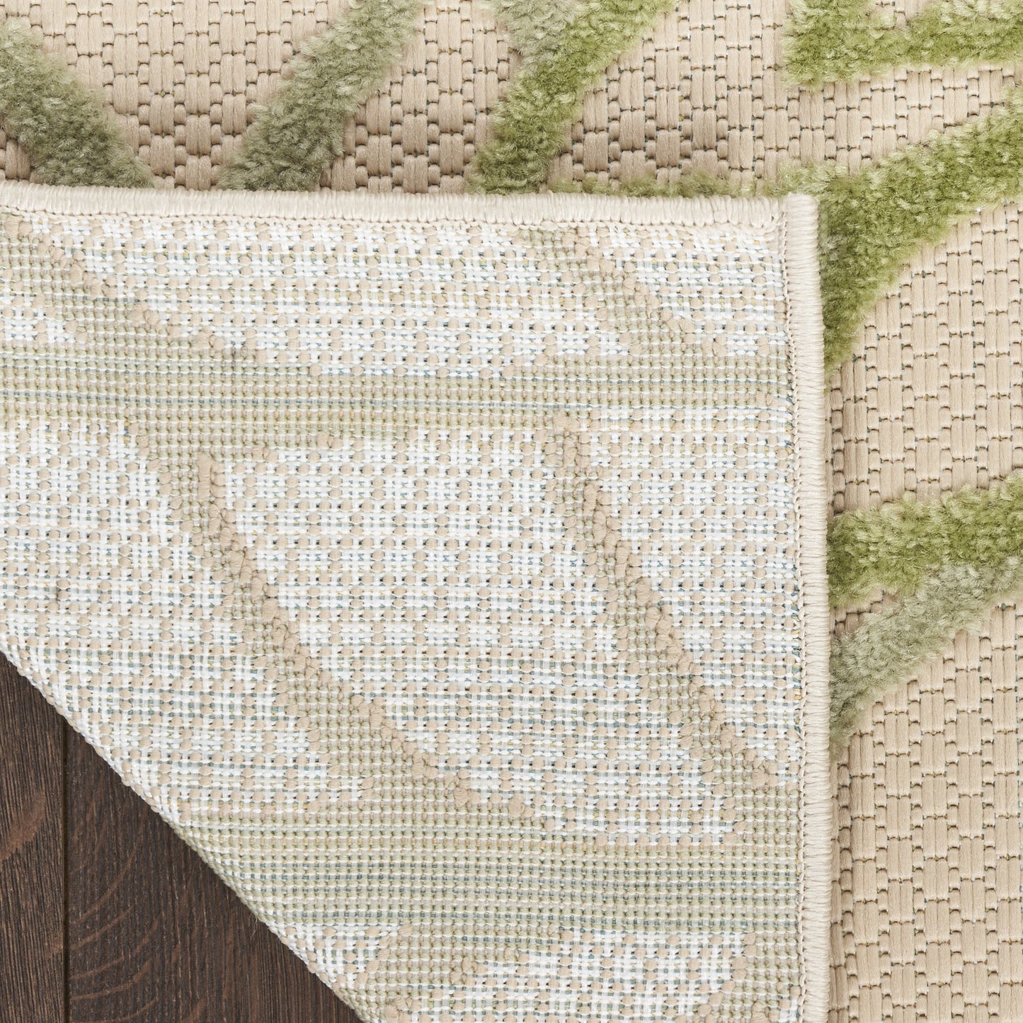 4' X 6' Ivory And Green Floral Indoor Outdoor Area Rug