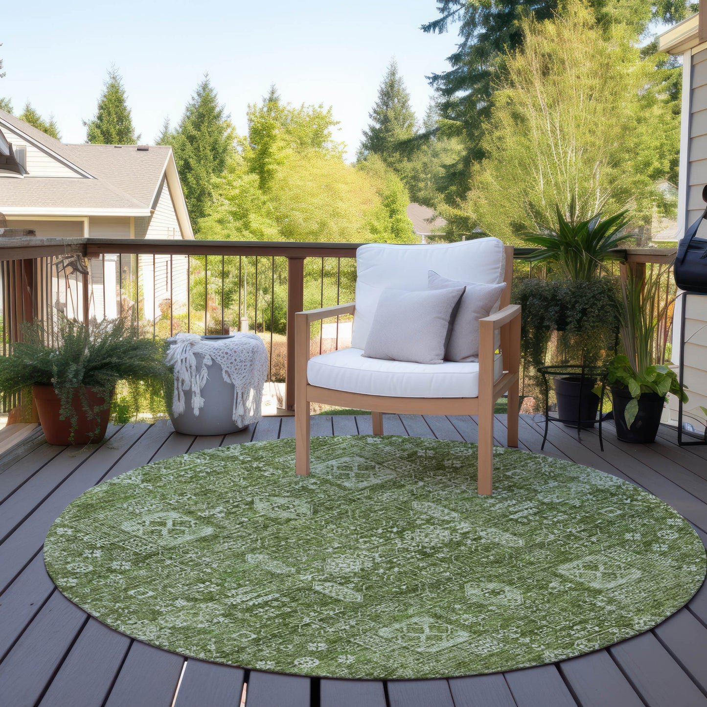 8' Artichoke Green And Ivory Round Oriental Washable Indoor Outdoor Area Rug-5