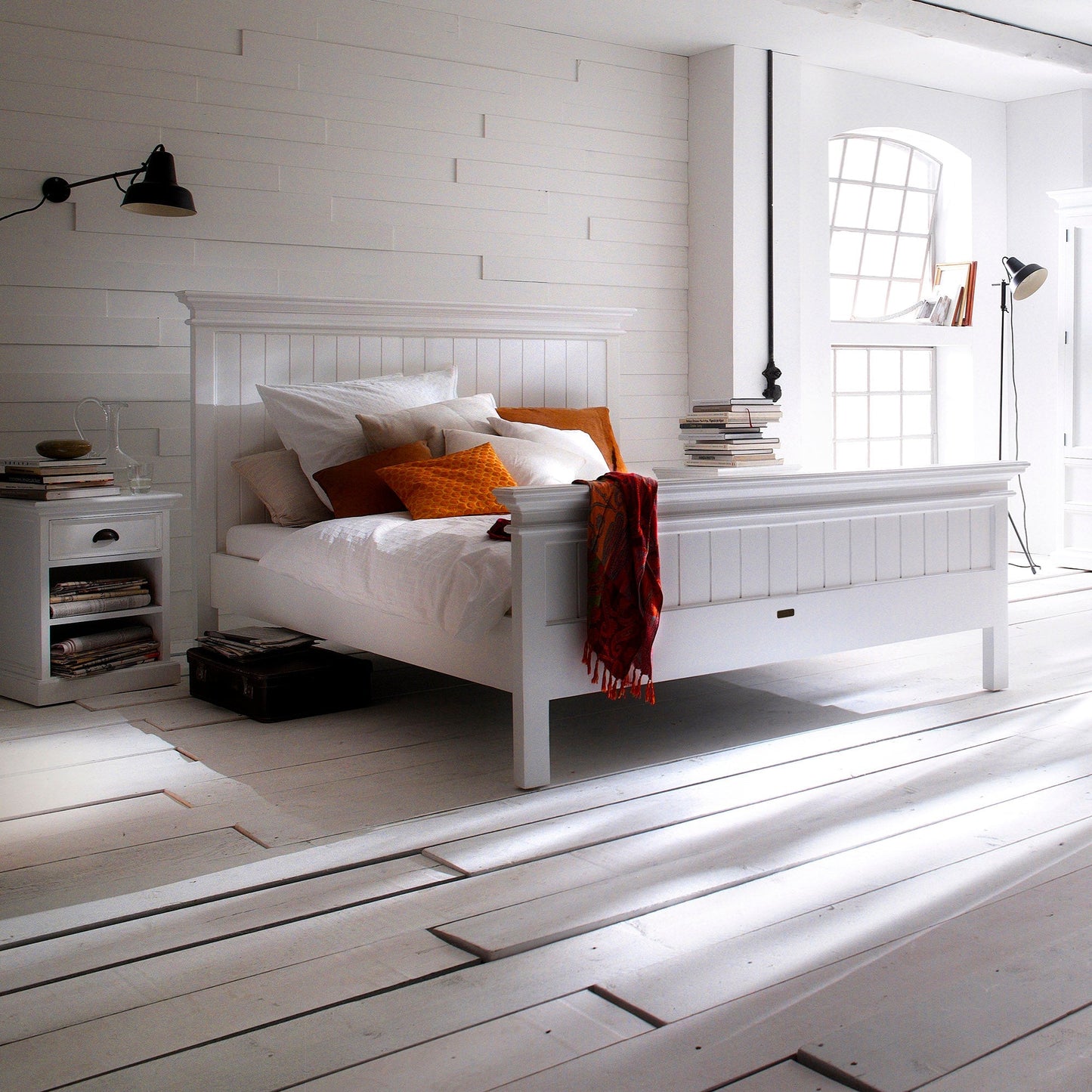 NNENVS Queen Size Bed