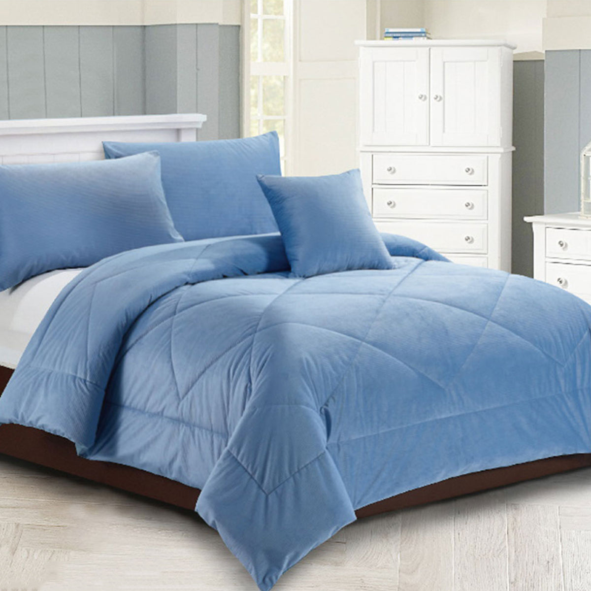 NNEDSZ Georges Fine Linens Carrington Quilt / Comforter Set Chambray Blue King